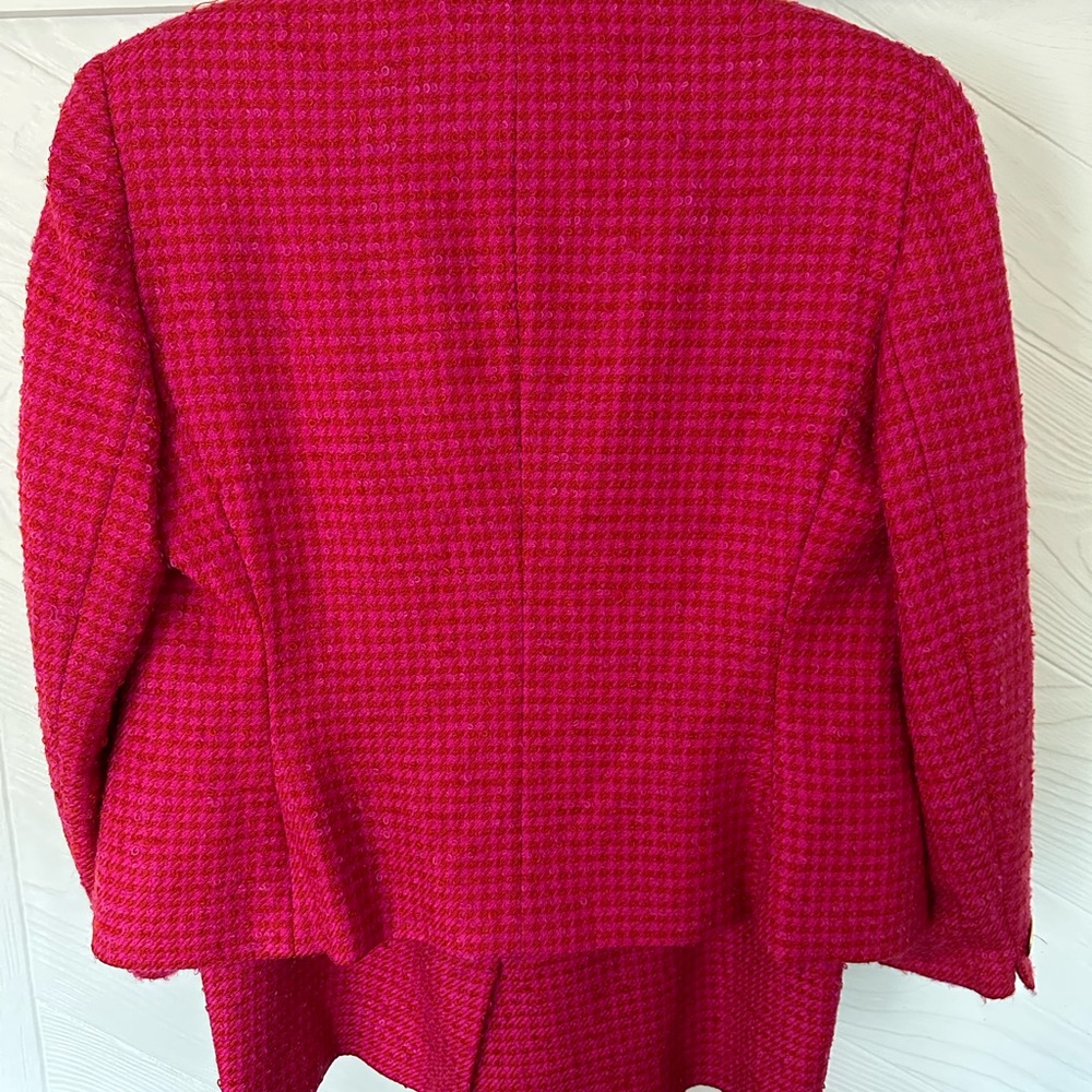 Dior Women's Vibrant Pink Suit Set - Picture 6 of 6